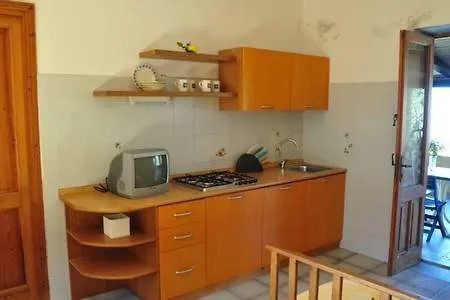 Villa la casa di titti e jack Malfa  Casa vacanze