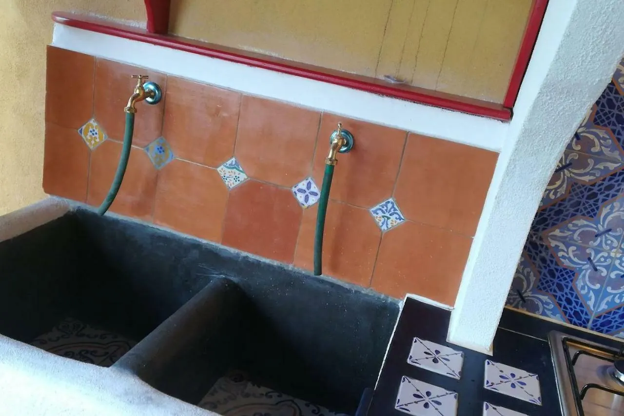 Nyaraló La Casa Di Titti E Jack Villa Malfa