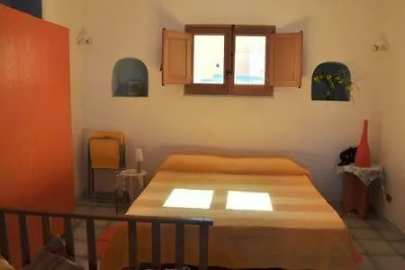 La Casa Di Titti E Jack Villa Malfa  0*, Malfa (Salina)
